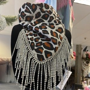 Crystal Bandanas . Leopard Print , White and Black . Ask about other colors